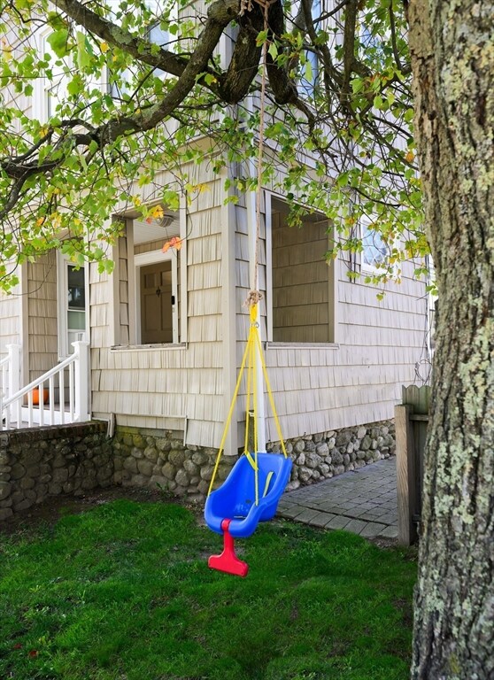 19 Oliver St unit 2, Milford, MA 01757 - photo 3