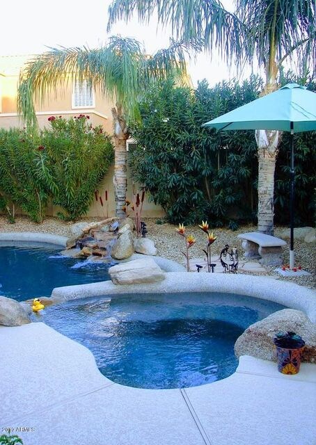 Pool.Spa2