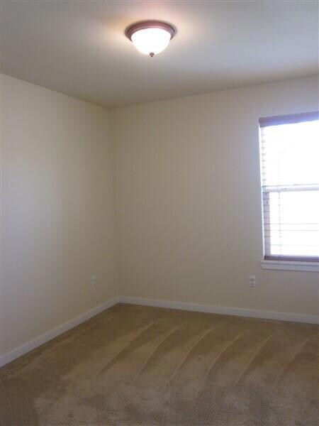 beall 21302 bedroom 07