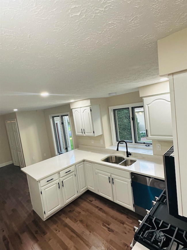 7 Chatfield Dr unit U17, Nashua, NH 03063 - photo 5