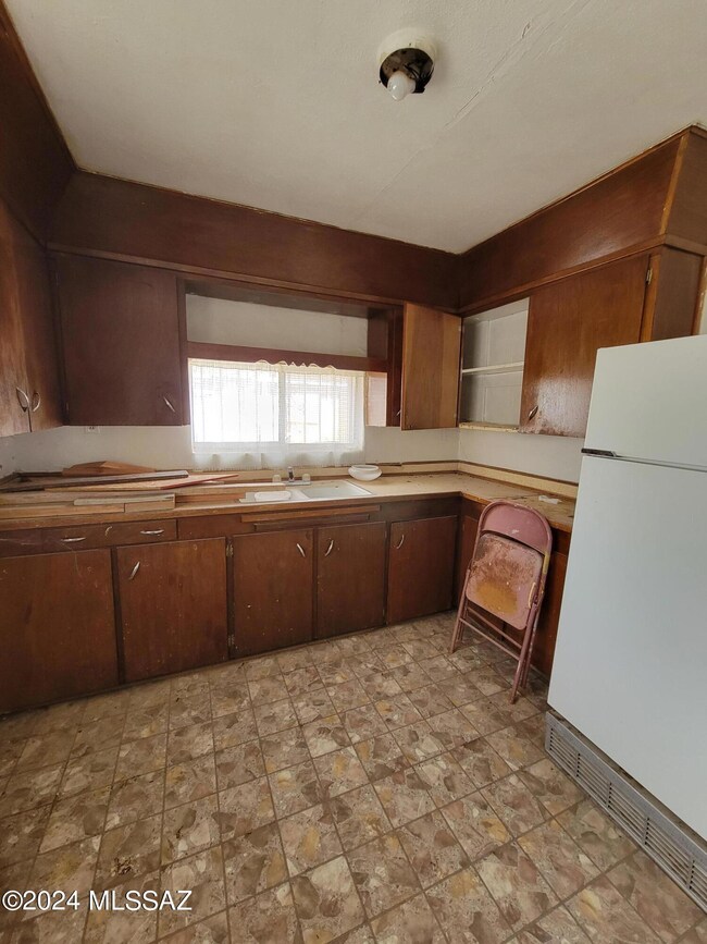 921 E 9th St, Douglas, AZ 85607 - photo 3