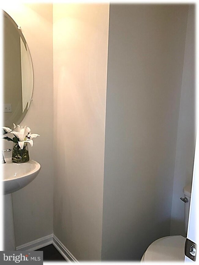 9033 Endicott Place, Lorton, VA 22079 - photo 6