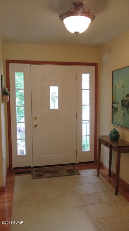 325 Surrey Dr, Lords Valley, PA 18428 - photo 3