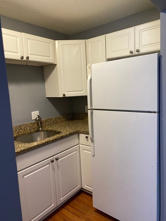 Hunter's Village unit 1211, Framingham, MA 01702 - photo 5