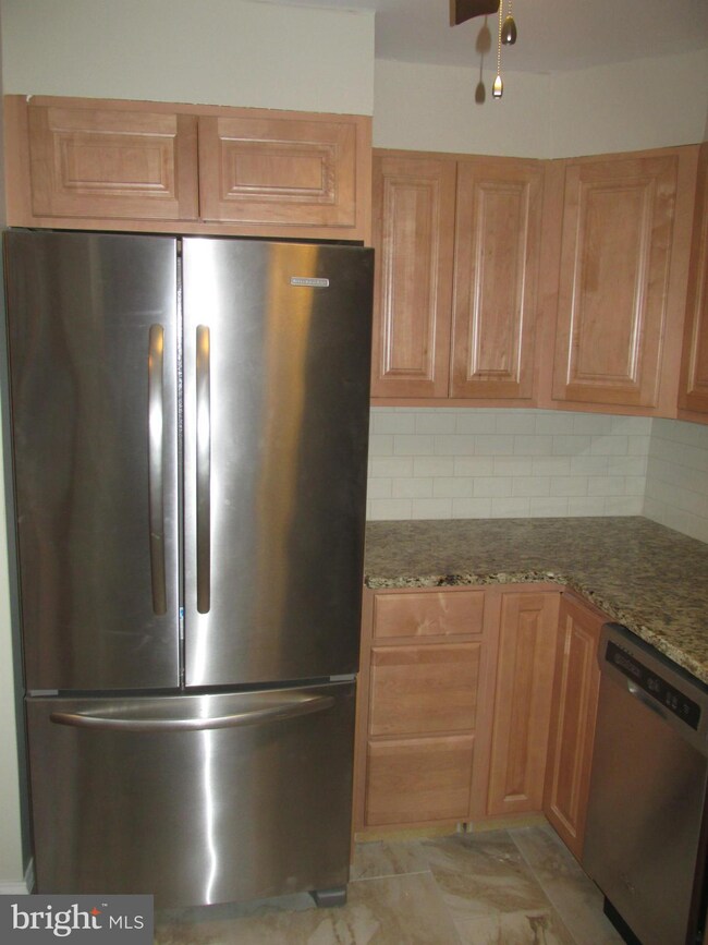 6606 Boulevard View unit A2, Alexandria, VA 22307 - photo 4