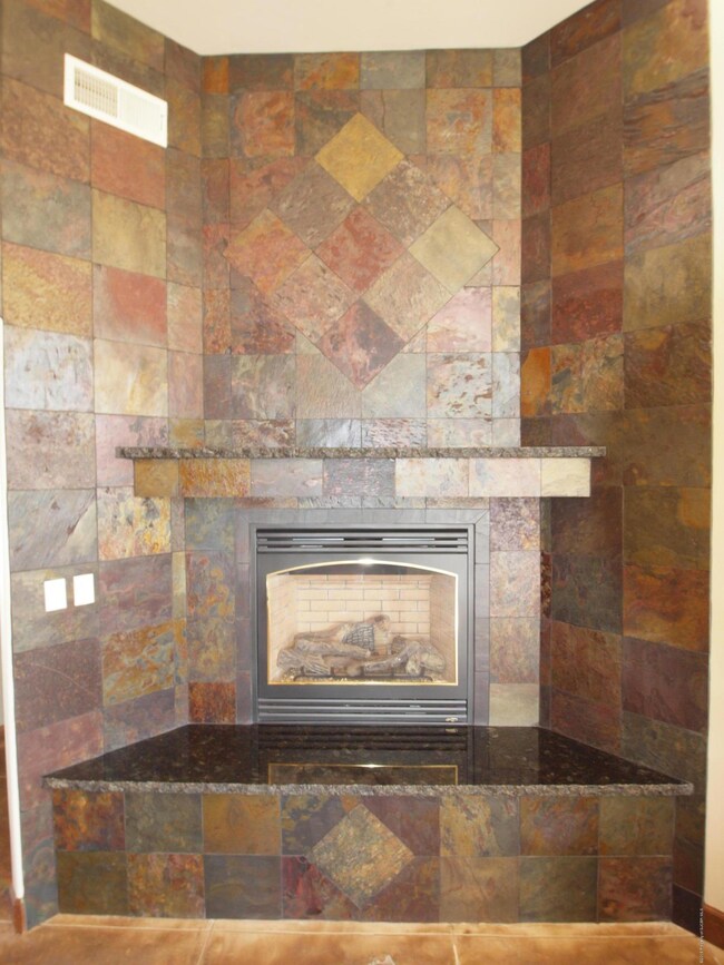 7501 Tuscany Way, Farmington, NM 87402 - photo 5