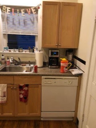 47 Lafayette St unit 1, Arlington, MA 02474 - photo 4