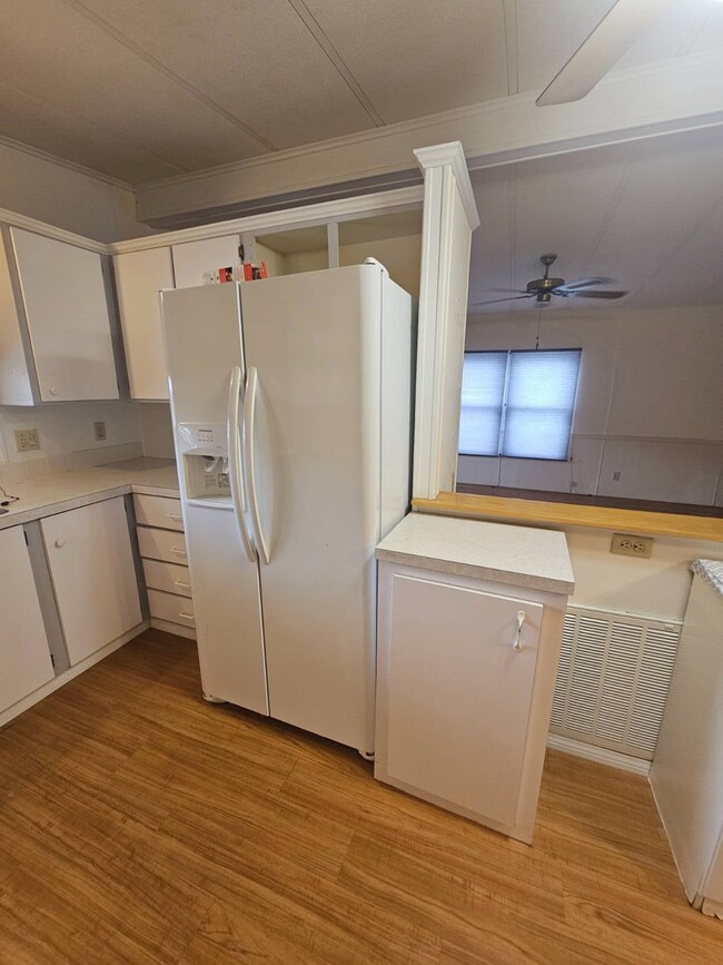 20451 Powell Rd unit 121, Dunnellon, FL 34431 - photo 6