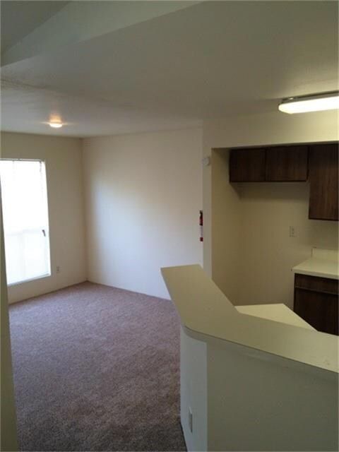 7200 W T C Jester Blvd Bld 27 unit 27, Houston, TX 77088 - photo 5