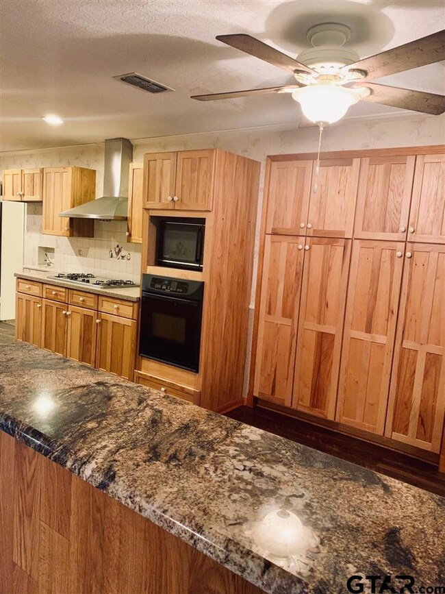 1618 1618 Sequoia Dr, Tyler, TX 75703 - photo 7