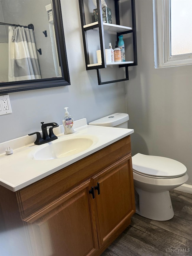 684 Jannie Ln, Loveland, OH 45140 - photo 5