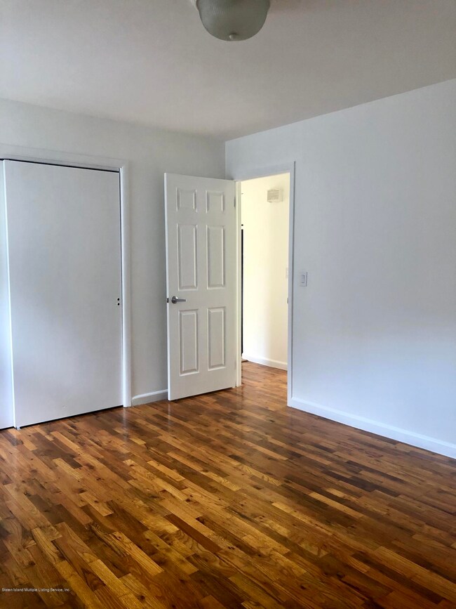 121 Egbert Ave unit 1, Staten Island, NY 10310 - photo 3