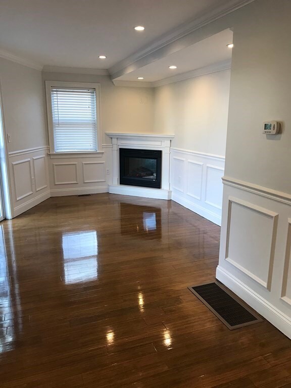 42 Quarry St unit 1, Quincy, MA 02169 - photo 6