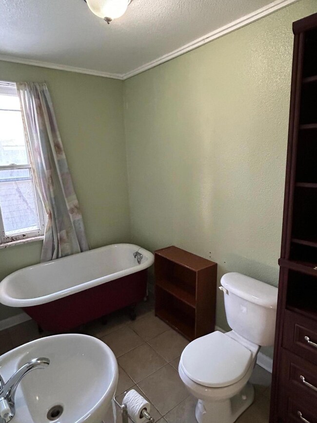 1045 N Gould St, Sheridan, WY 82801 - photo 6