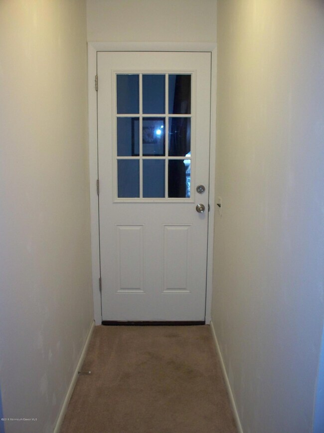 5 Foyer 4