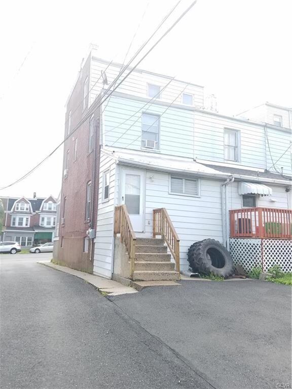 748 S 8th St, Allentown, PA 18103 - photo 2