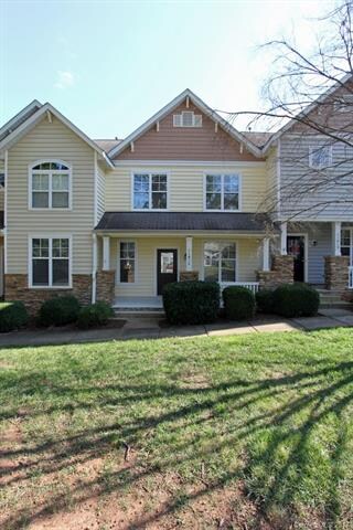 Beautiful Townhome - freshly painted-new locks/dis