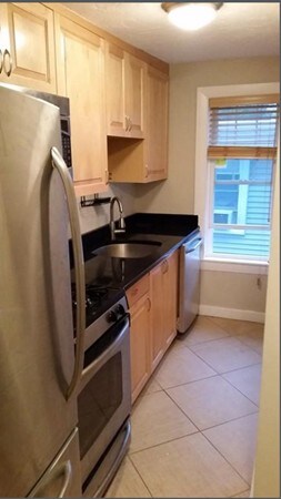 21 Bird St unit 5, Foxboro, MA 02035 - photo 2