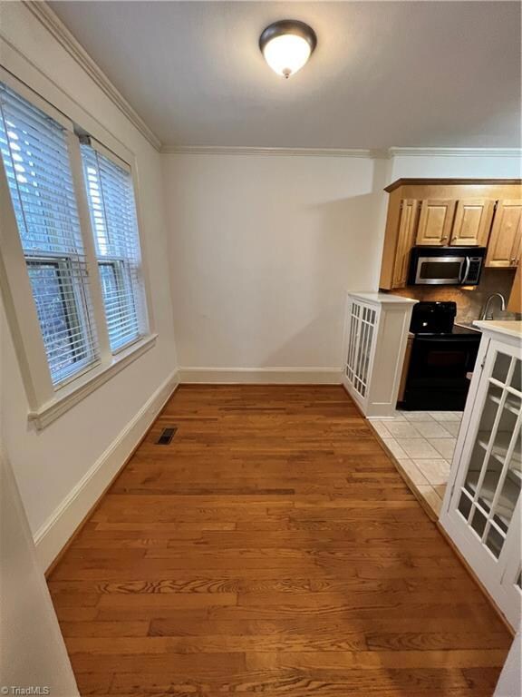 1714 Lynwood Ave unit 4, Winston Salem, NC 27104 - photo 5