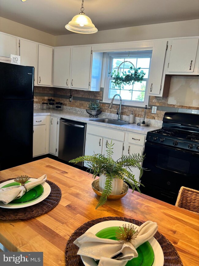 1008 Woodchip Rd unit 1008, Lumberton, NJ 08048 - photo 3