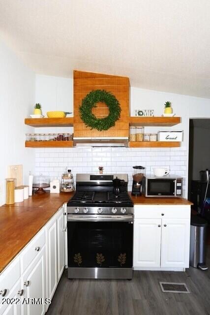 Custom Vent Hood & Shelves