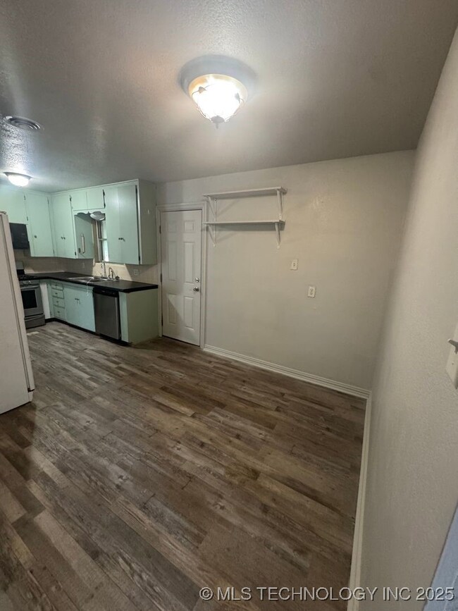 27 Hillcrest Ave NE, Ardmore, OK 73401 - photo 4