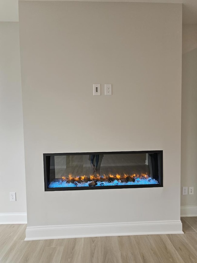 1202 Coach Station Aly unit 201, Raleigh, NC 27601 - photo 3