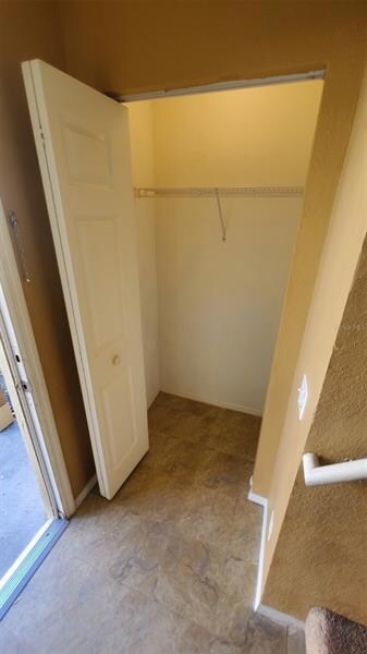 5914 Willow Ridge Dr unit 204, Zephyrhills, FL 33541 - photo 4