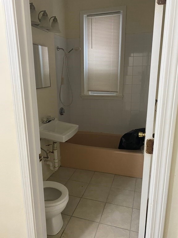 671 Beach St unit 3, Revere, MA 02151 - photo 3