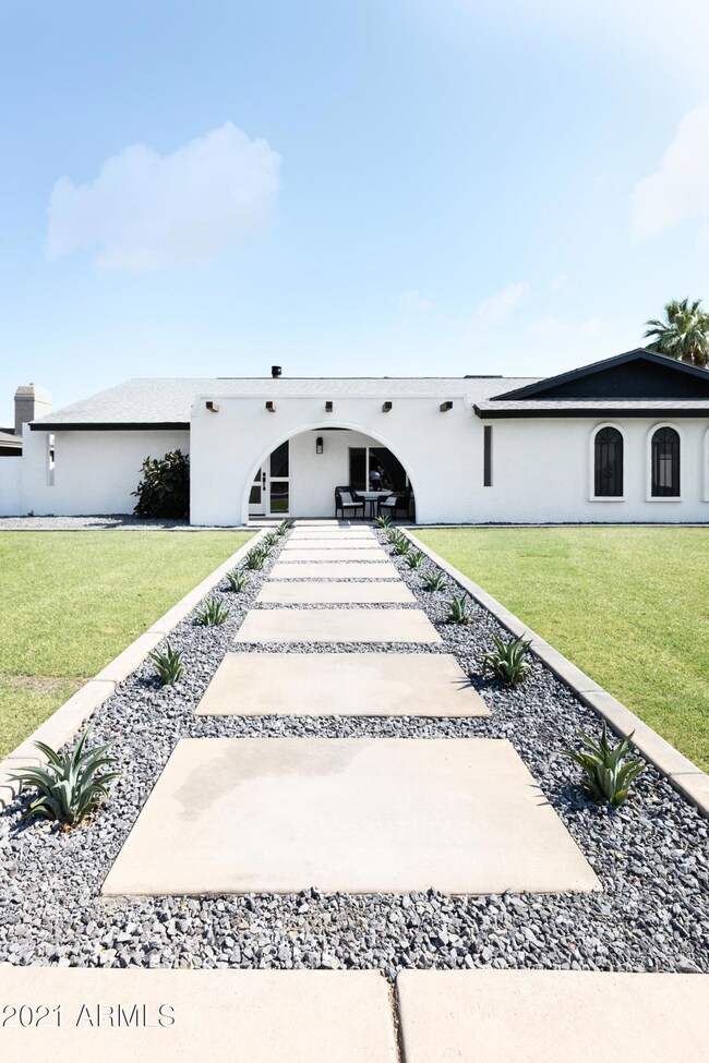 2235 E Elmwood St, Mesa, AZ 85213 - photo 3