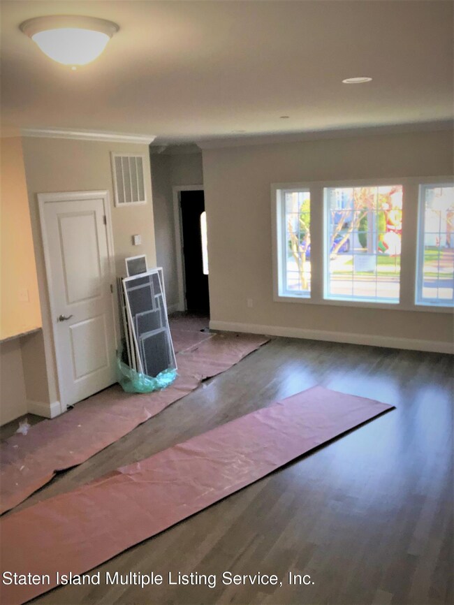 205 3rd St, Staten Island, NY 10306 - photo 2