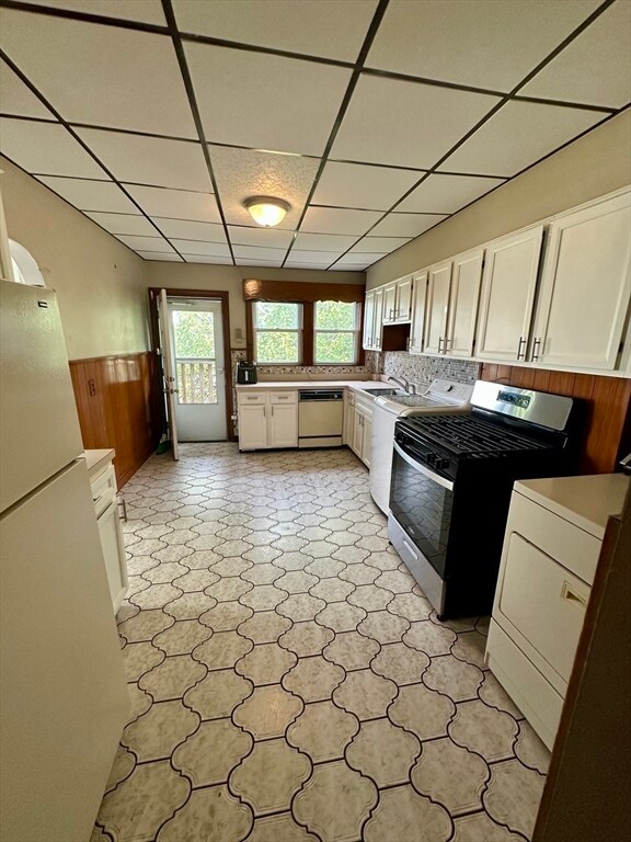 592 E 3rd St unit 3, Boston, MA 02127 - photo 3