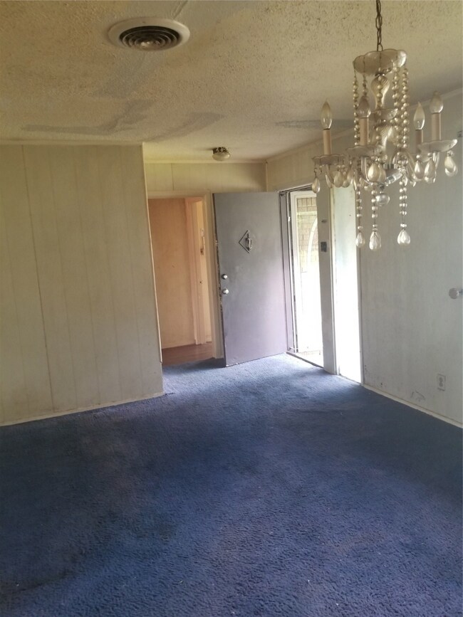 10402 Kelburn Dr, Houston, TX 77016 - photo 3