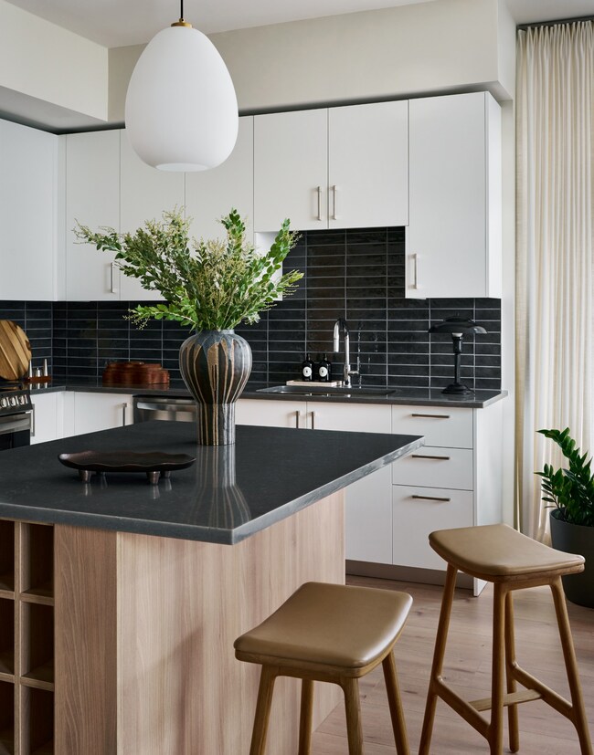 Pullman at Gulch Union unit B1 (B), Nashville, TN 37203 - photo 2