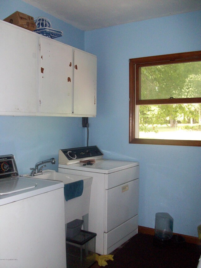 1101 State Rd, Effort, PA 18330 - photo 6