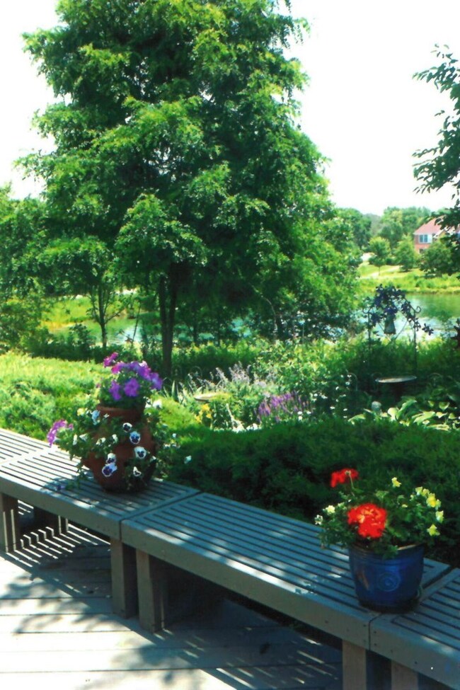 800 Lund Ln, Batavia, IL 60510 - photo 4