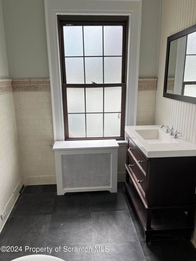 835 N Webster Ave unit 2, Scranton, PA 18510 - photo 7