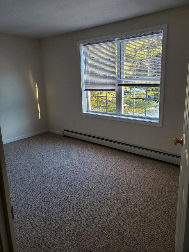 13 Redington Rd unit 15, Concord, NH 03301 - photo 4