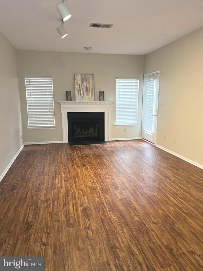 14322 Climbing Rose Way unit 204, Centreville, VA 20121 - photo 4