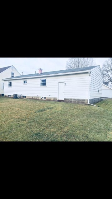 210 N Brentwood Dr, Loudonville, OH 44842 - photo 2