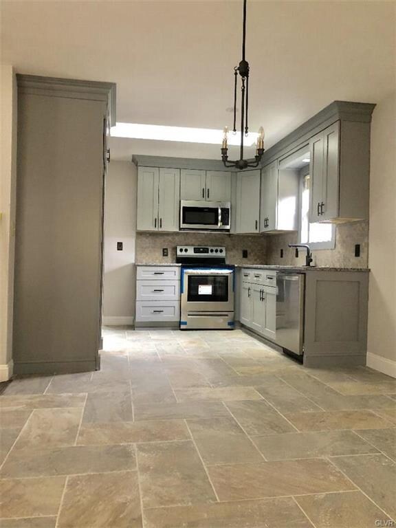 165 Vista Dr, Forks Township, PA 18040 - photo 7