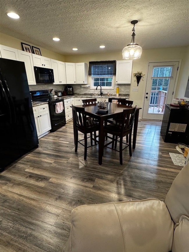 1209 Walkers Chapel Rd, Adolphus, KY 42120 - photo 4