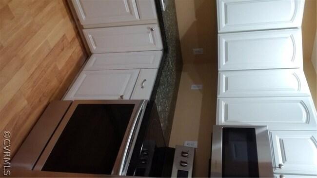 9305 Lester Ln, Henrico, VA 23229 - photo 4