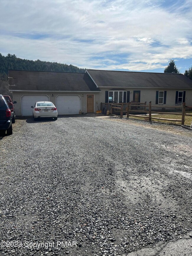 200 Douglas Ln, Kunkletown, PA 18058 - photo 3