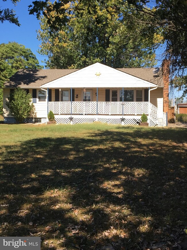 16182 Trigger Ln, King George, VA 22485 - photo 2