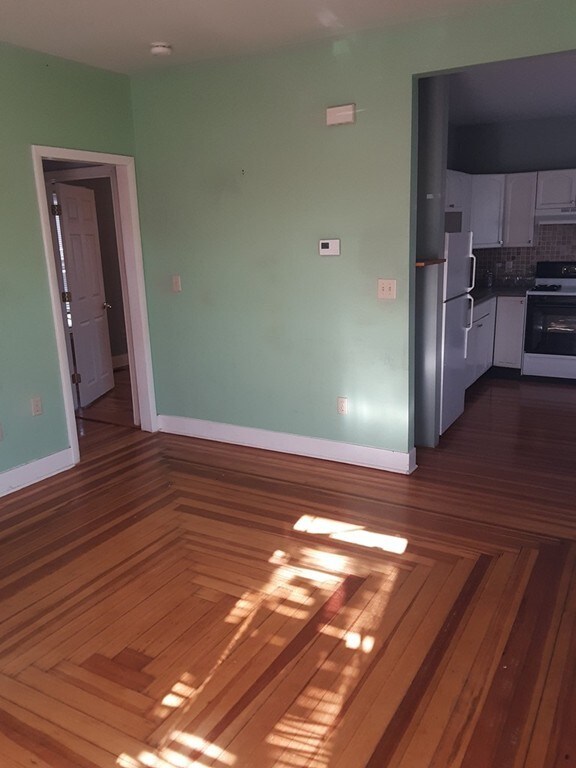 7 Hillside Ave unit 1, Everett, MA 02149 - photo 3