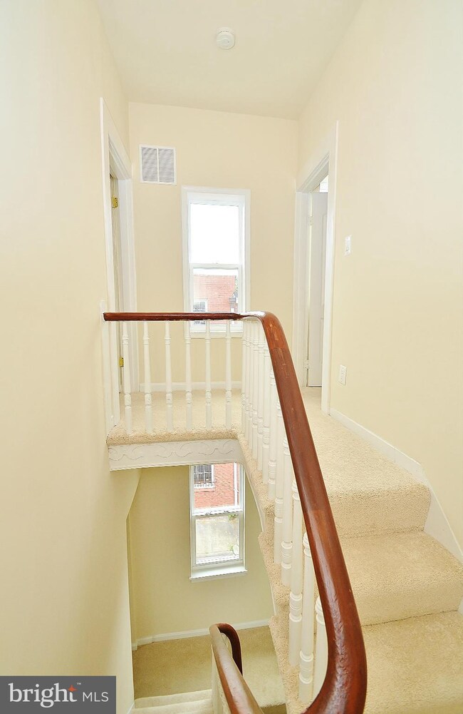 36 Parkin St, Baltimore, MD 21201 - photo 6