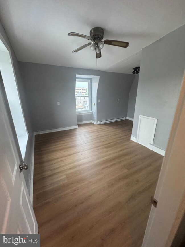 1321 Dekalb St unit B, Norristown, PA 19401 - photo 7