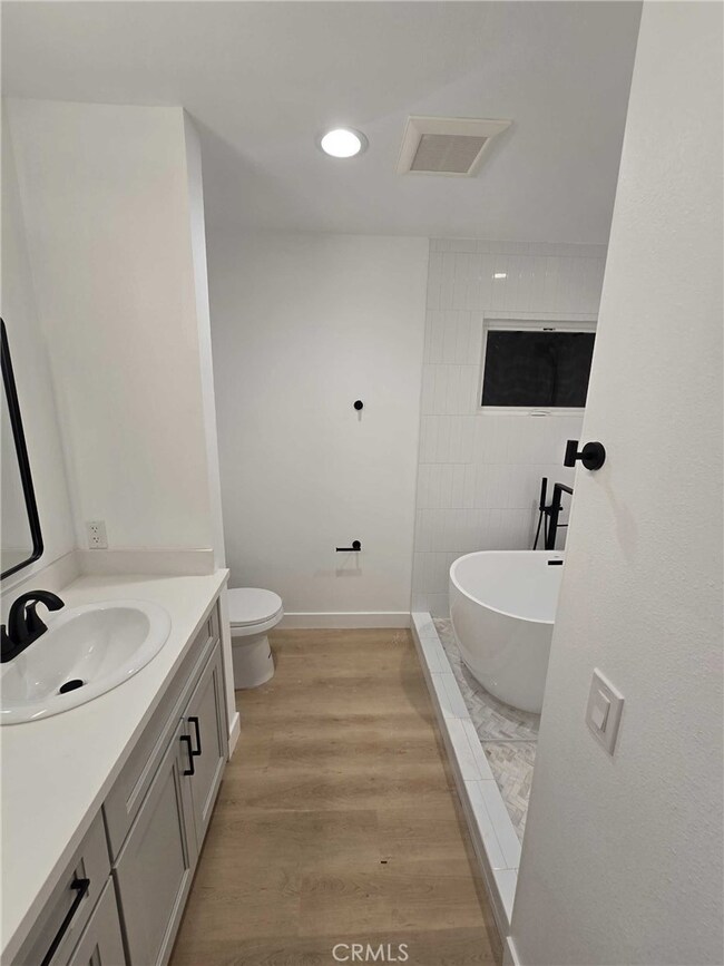 16124 San Fernando Mission Blvd, Los Angeles, CA 91344 - photo 5