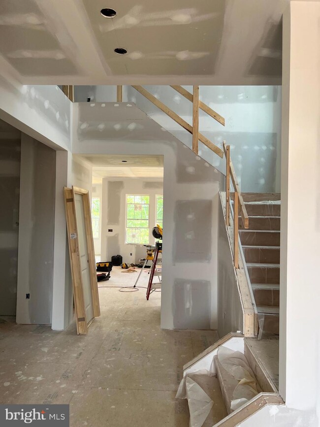 17975 Woods Overlook Dr, Dumfries, VA 22026 - photo 7